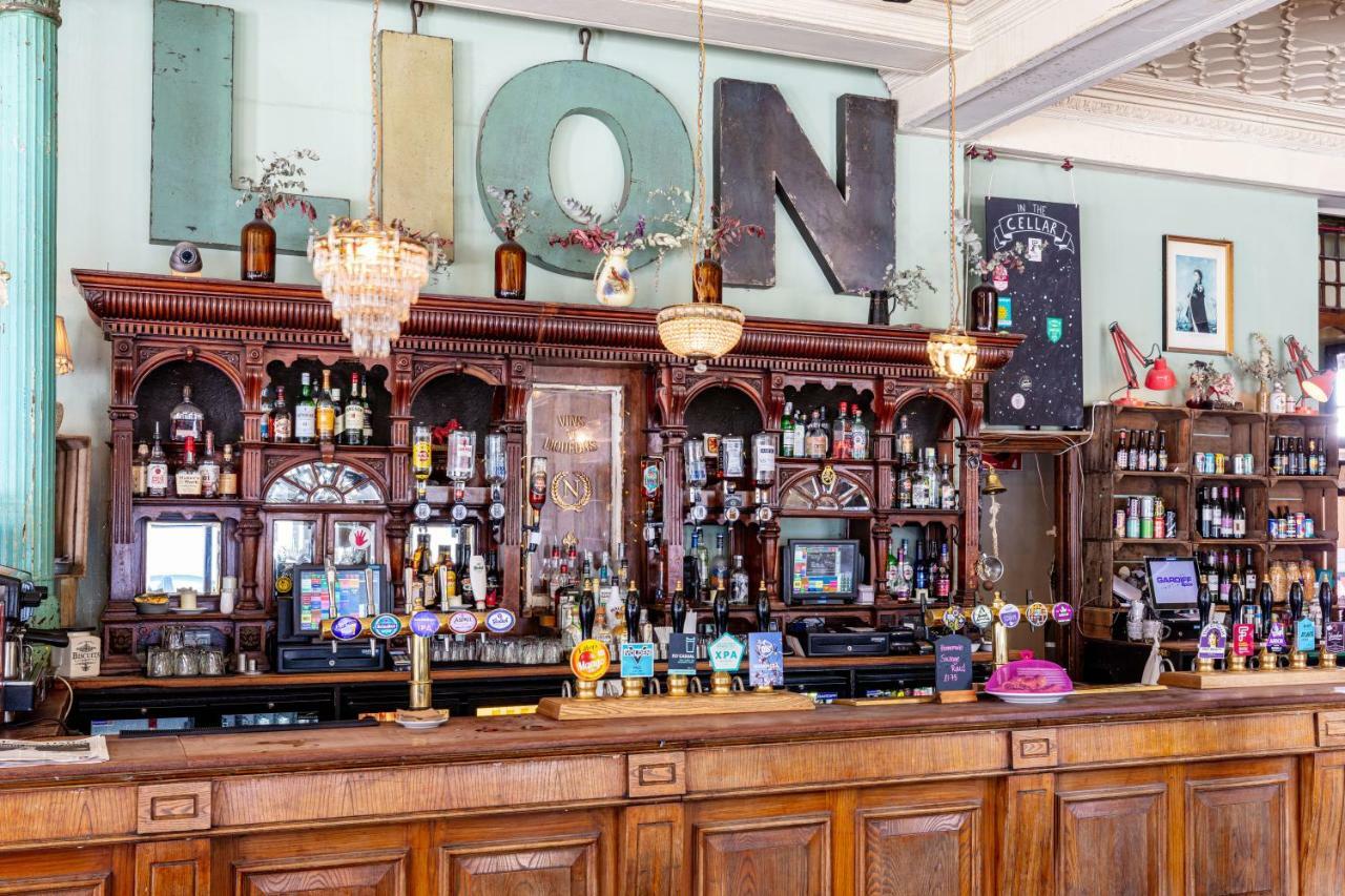 Bed and Breakfast Red Lion Londres Exterior foto